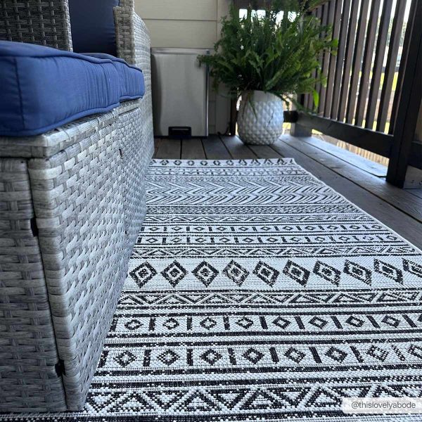 Imboden Black&White Outdoor Rug Online Sale